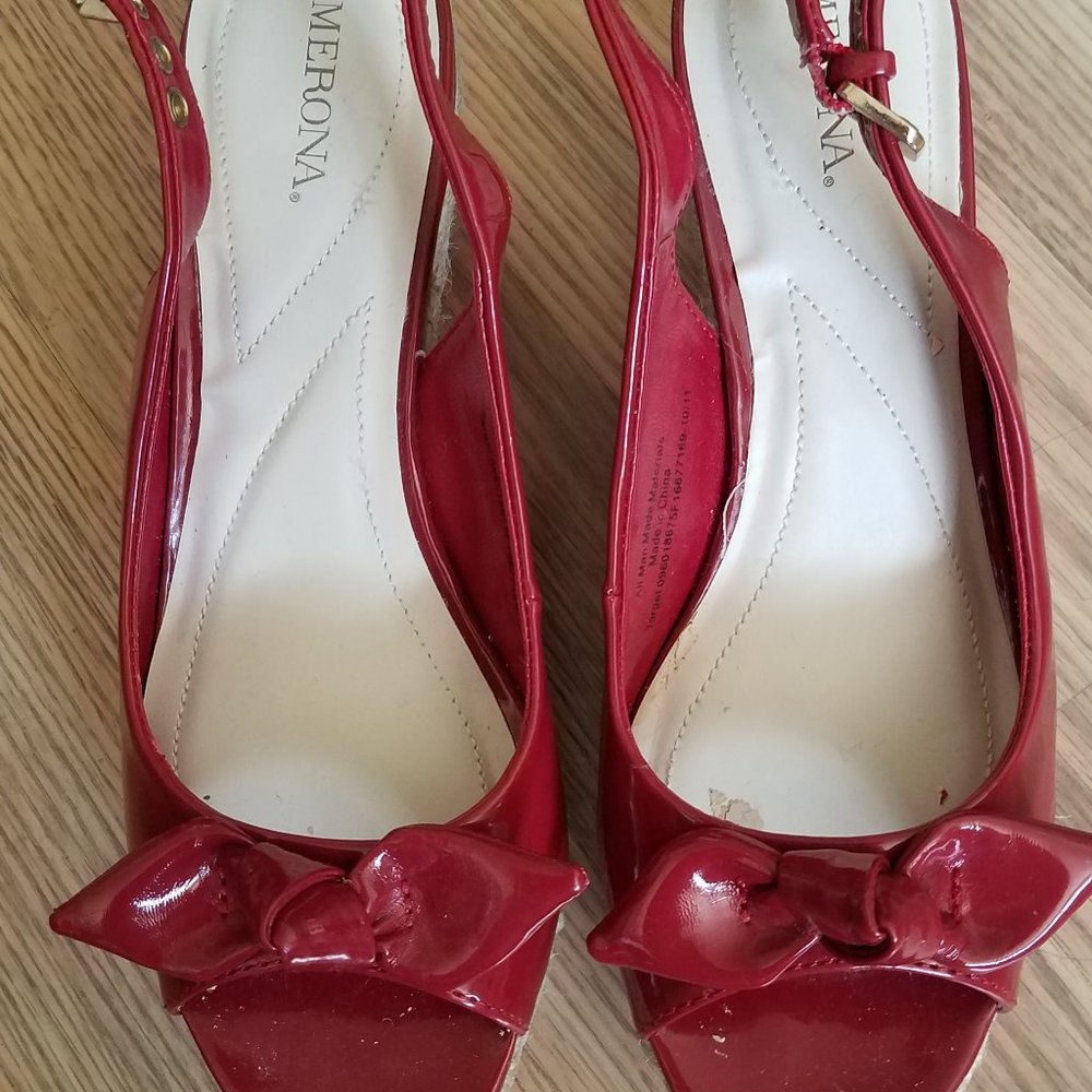 Red bow espadrilles